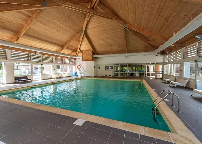 Kemping 3 Etoiles - Piscine - Ccaiica Saumur